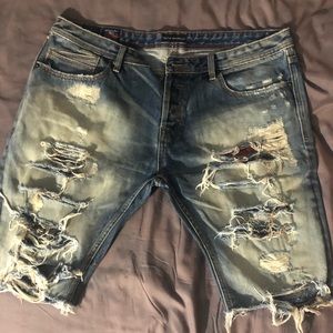 Cult of individuality denim distressed jean shorts